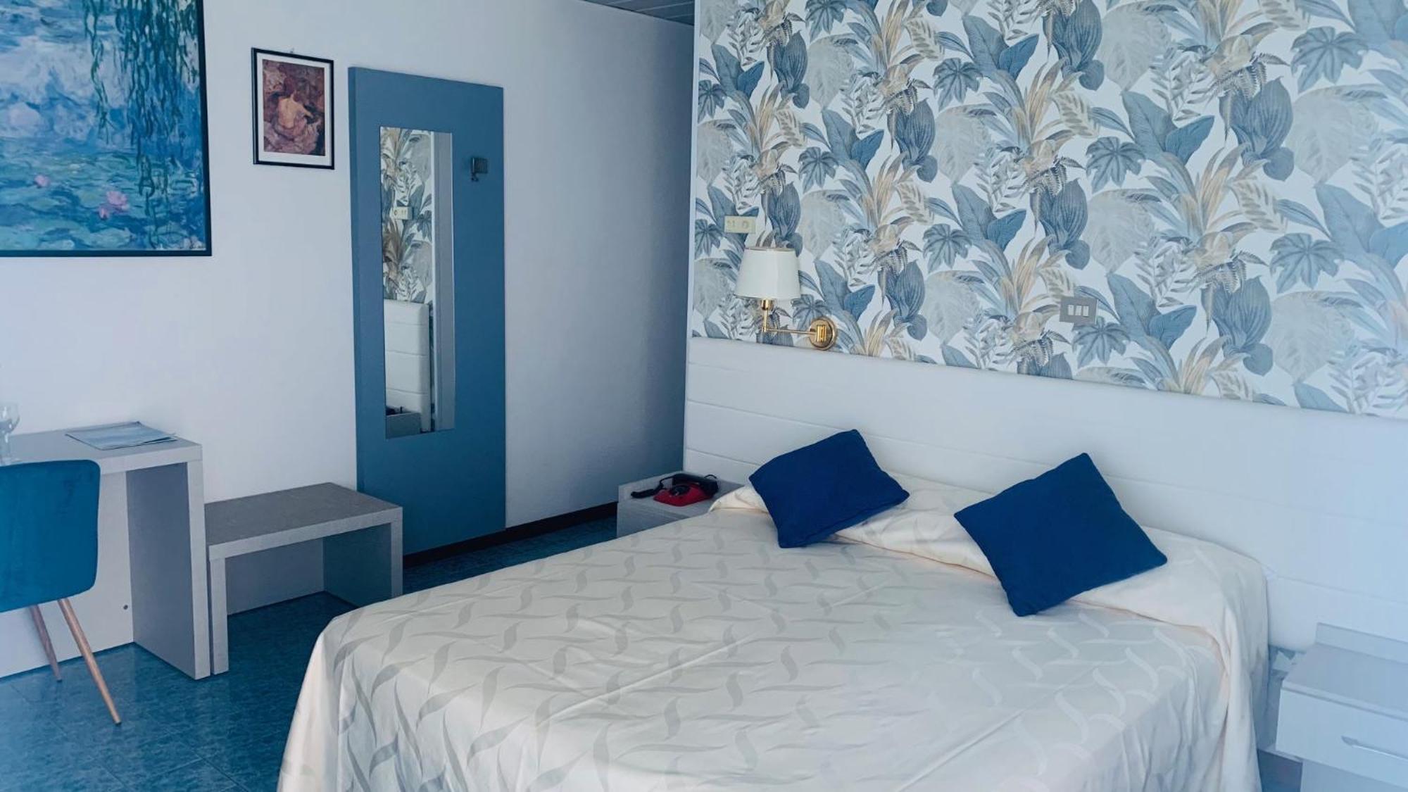 Hotel Majestic Gabicce Mare Bagian luar foto